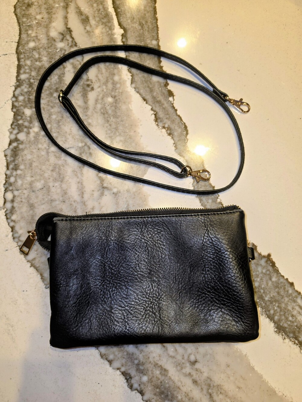 Classic Black Leather Crossbody Bag - Versatile Everyday Style